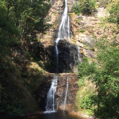 Cascade De Runes Lozere